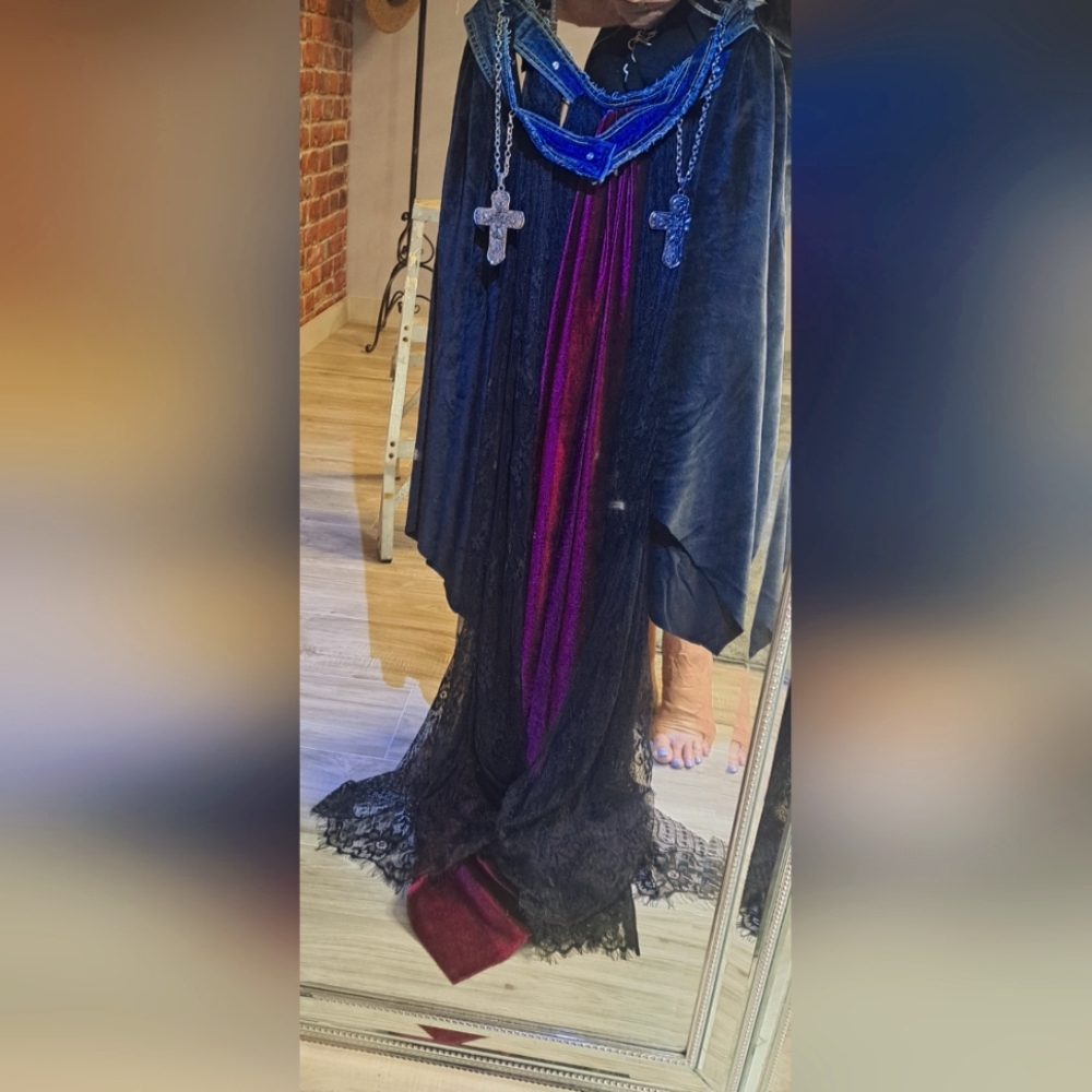 Gothic/Velvet BUSTLE SKIRT - Picture 8 of 14